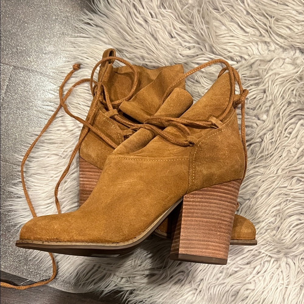 Jessica Simpson Camel Suede Heeled Boots